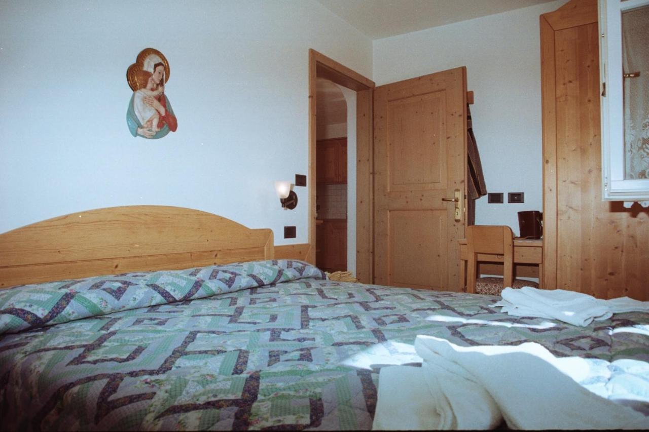 Residence Holiday Pozza di Fassa Dış mekan fotoğraf