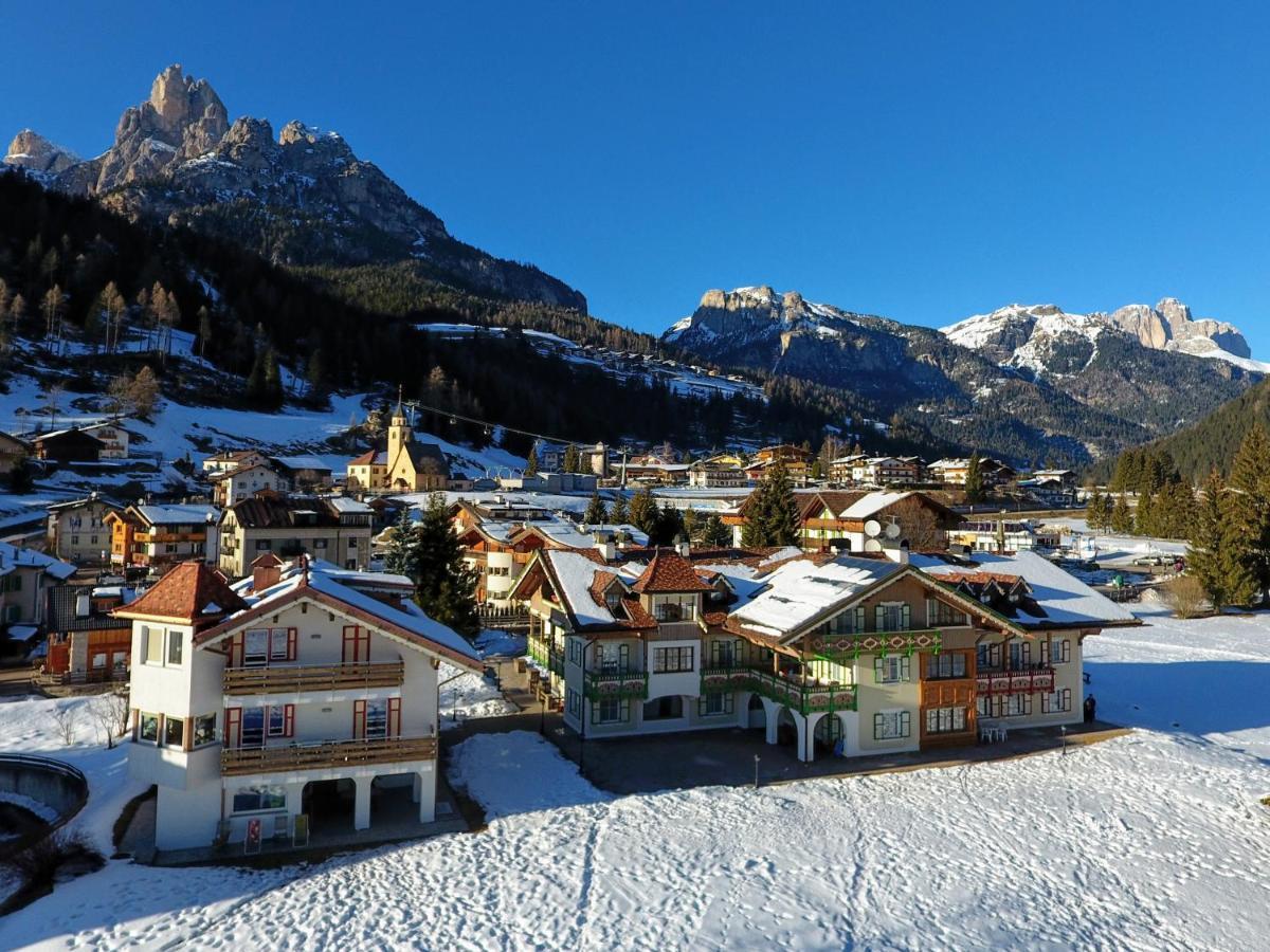Residence Holiday Pozza di Fassa Dış mekan fotoğraf